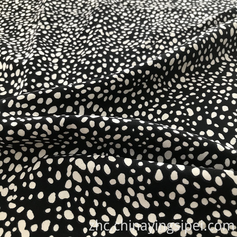 新产品花卉图案聚酯织物工厂销售poplin印刷面料适合女性